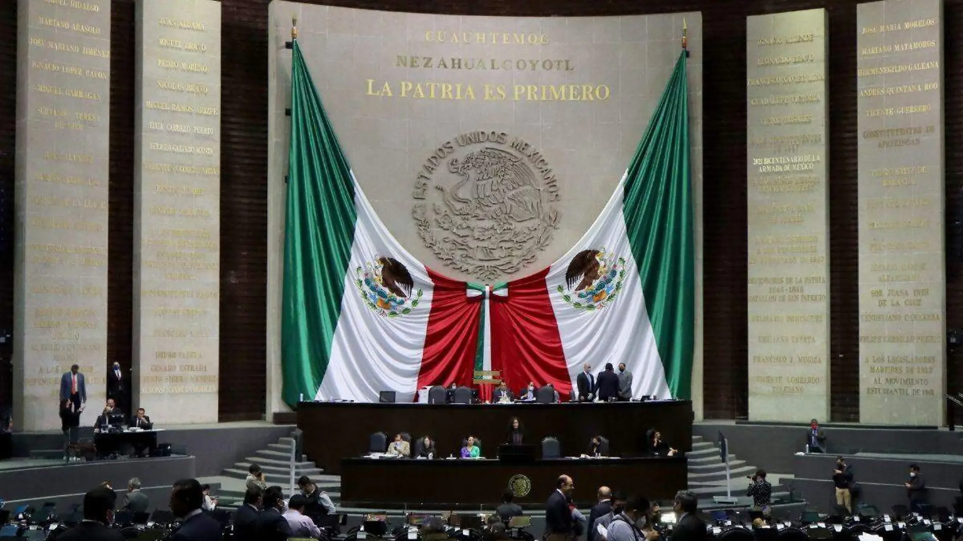 Aprueban diputados votar reforma eléctrica durante Semana Santa